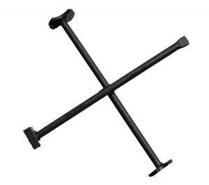 Universal spoke drum wrench